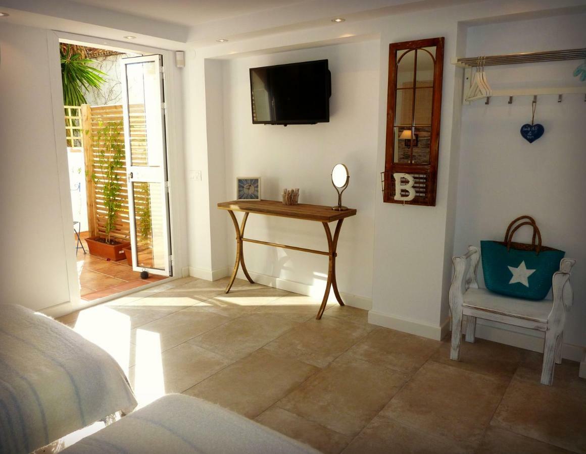 Sitio de Calahonda Villa Breeze Boutique Guest Rooms, Marbella מראה חיצוני תמונה