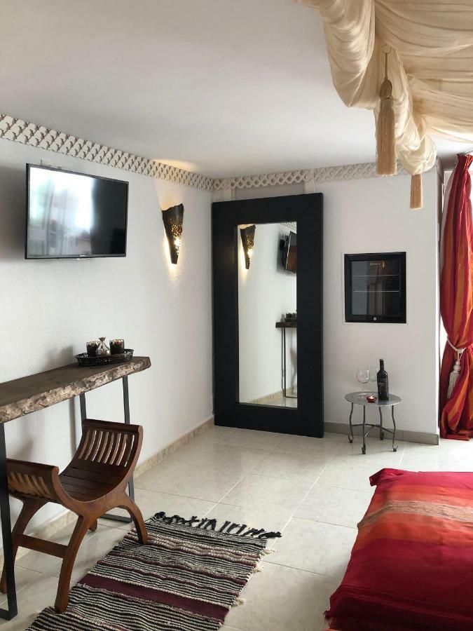 Sitio de Calahonda Villa Breeze Boutique Guest Rooms, Marbella מראה חיצוני תמונה